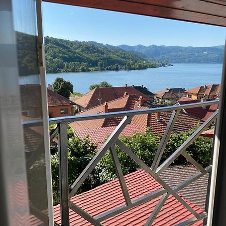 Apartament La Sika Оршова Экстерьер фото