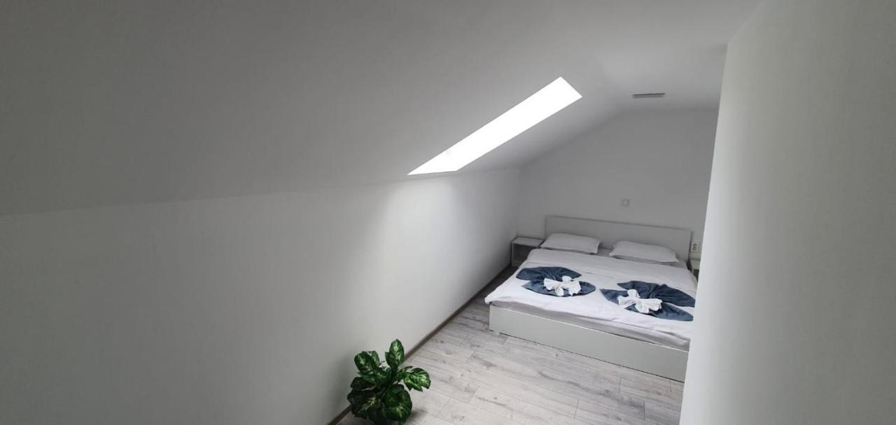 Apartament La Sika Оршова Экстерьер фото