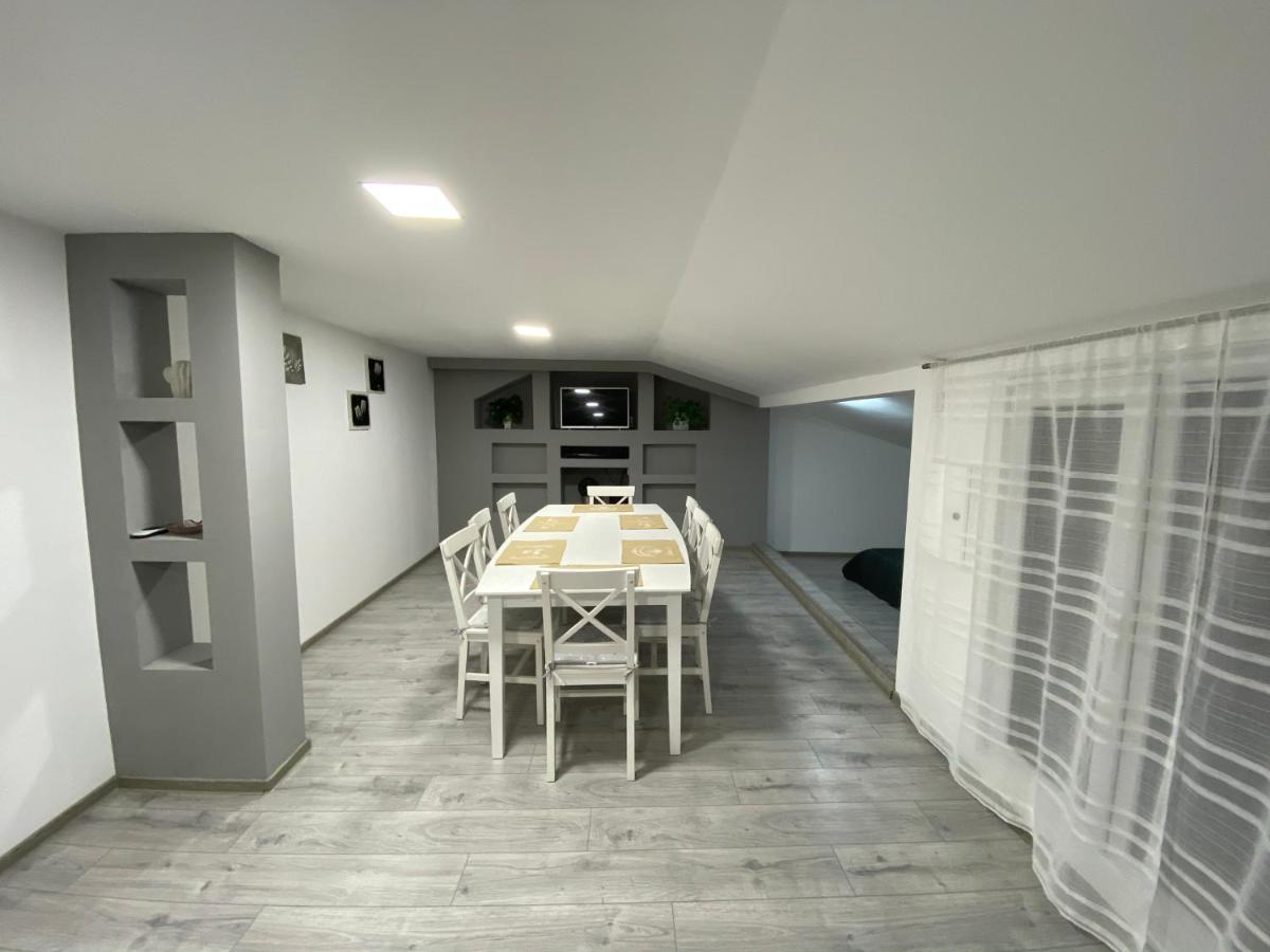 Apartament La Sika Оршова Экстерьер фото